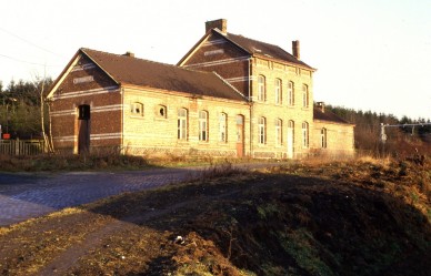 FAUX  DIA 84-114.jpg